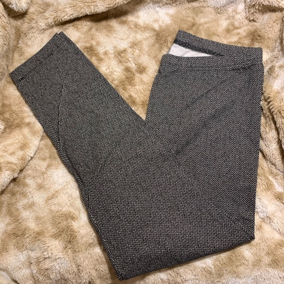 525 Newold Navy Herringbone Leggings 